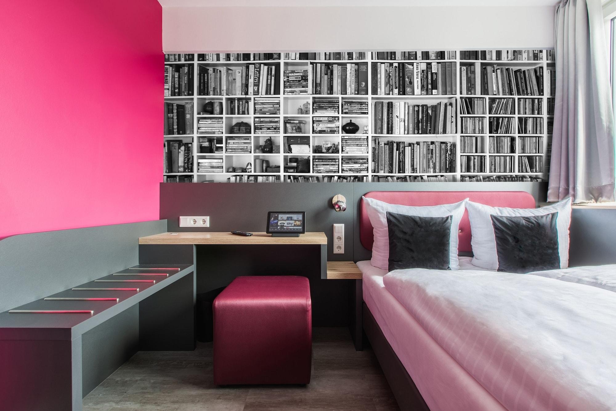 Smarty Cologne Dom Hotel - Boardinghouse - Kontaktloser Self Check-In Exterior photo